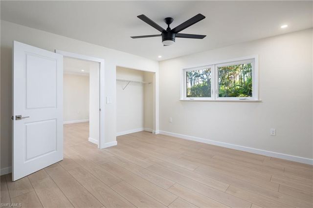 2424 Harbor RD, Naples, FL 34104