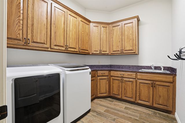 4519 Cimmaron Trail, Granbury, TX 76049