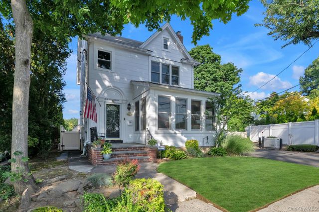 47-11 Belmont Road, Great Neck, NY 11020