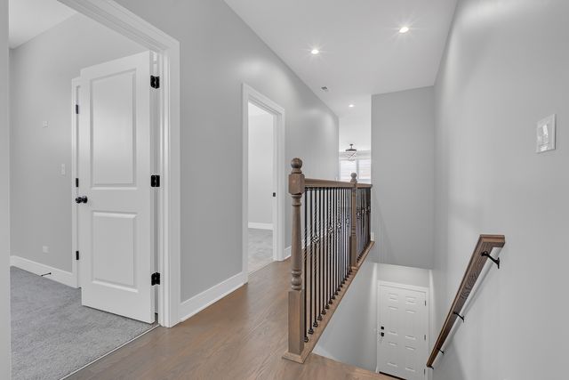 4827 S Saint Lawrence Avenue 2, Chicago, IL 60615