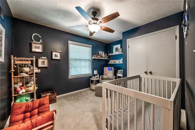 9809 Connell Drive, Overland Park, KS 66212