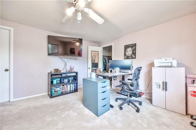 9809 Connell Drive, Overland Park, KS 66212