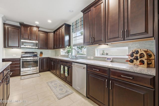 3747 BURNT PINE Drive, Jacksonville, FL 32224