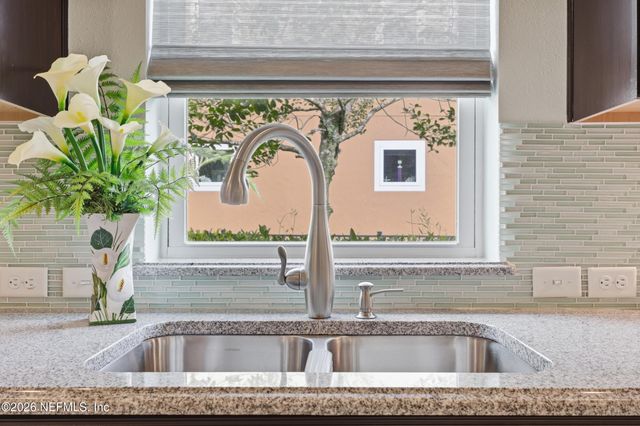 3747 BURNT PINE Drive, Jacksonville, FL 32224