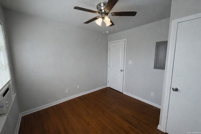 734 Donaldson Ave Apt D, San Antonio, TX 78201