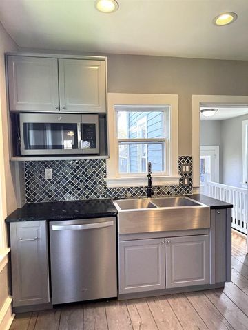 1341 W 2ND STREET, Appleton, WI 54914