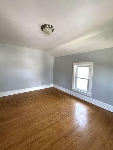 1341 W 2ND STREET, Appleton, WI 54914