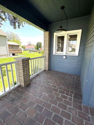 1341 W 2ND STREET, Appleton, WI 54914