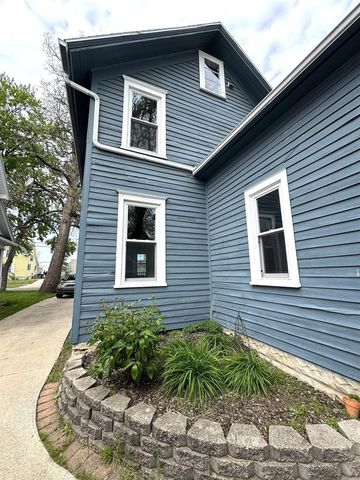 1341 W 2ND STREET, Appleton, WI 54914