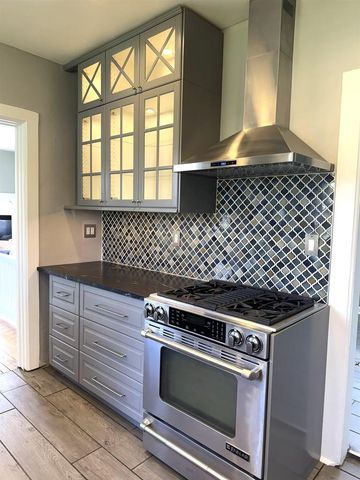 1341 W 2ND STREET, Appleton, WI 54914