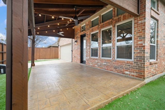 15801 Waterview Drive, Frisco, TX 75035