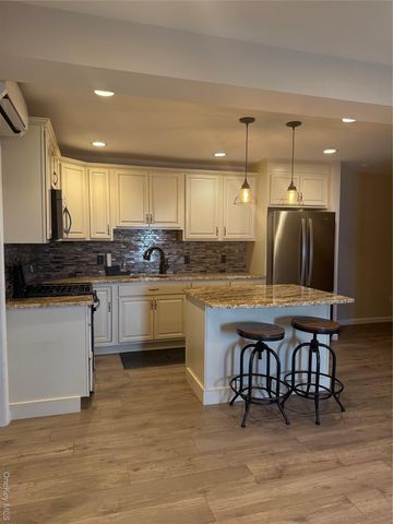 8 McCullums Lane, Highland Falls, NY 10928