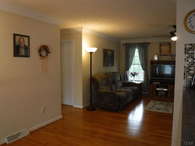 1269 Stonewall Road, Concord, VA 24538