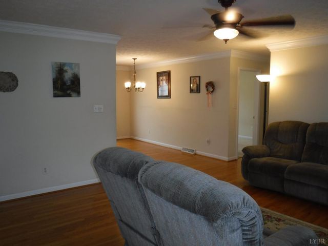 1269 Stonewall Road, Concord, VA 24538