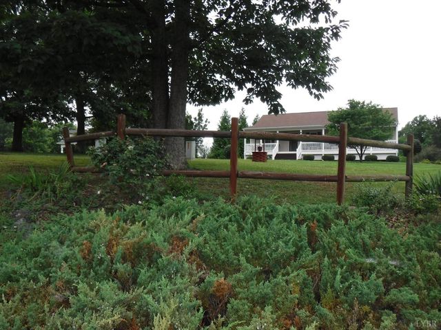 1269 Stonewall Road, Concord, VA 24538