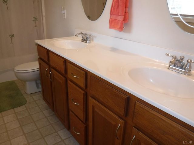 1269 Stonewall Road, Concord, VA 24538