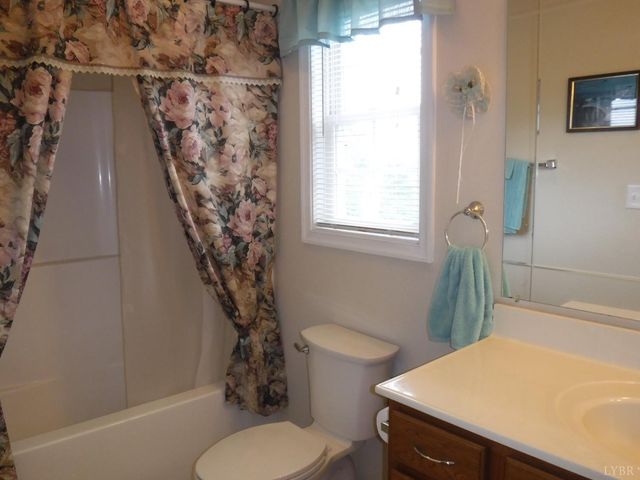 1269 Stonewall Road, Concord, VA 24538
