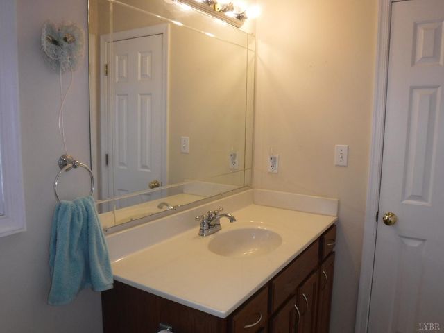1269 Stonewall Road, Concord, VA 24538