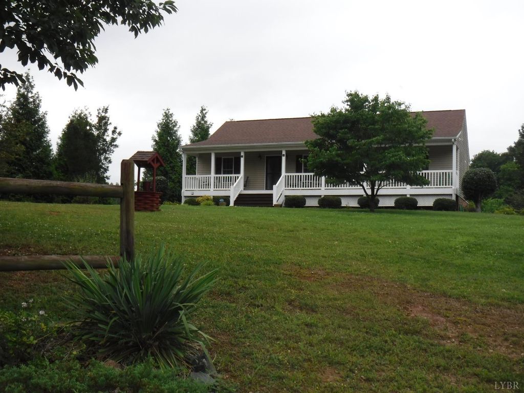 1269 Stonewall Road, Concord, VA 24538