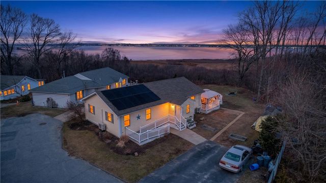 12 Lane 6, Warwick, RI 02888