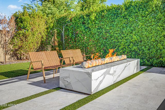 2581 E TURNBERRY Drive, Gilbert, AZ 85298