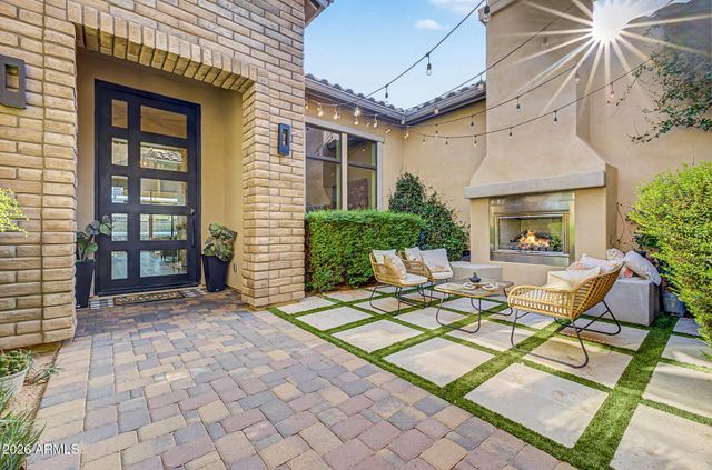 2581 E TURNBERRY Drive, Gilbert, AZ 85298