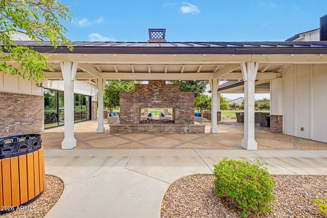 2581 E TURNBERRY Drive, Gilbert, AZ 85298