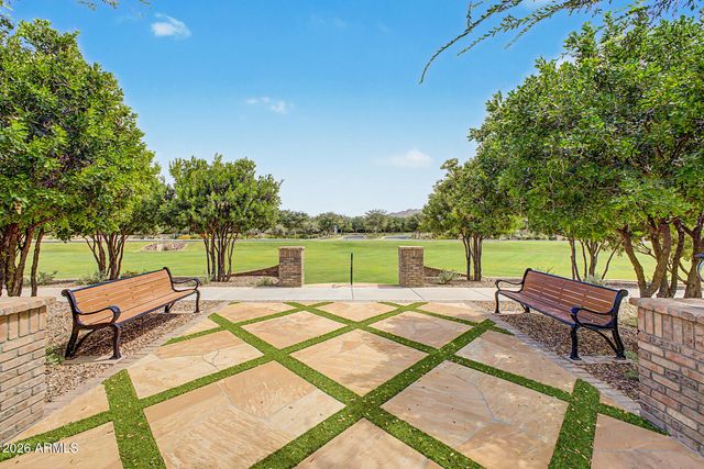 2581 E TURNBERRY Drive, Gilbert, AZ 85298