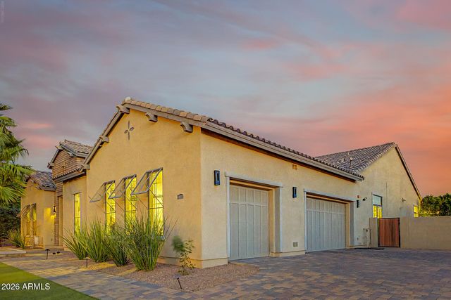 2581 E TURNBERRY Drive, Gilbert, AZ 85298