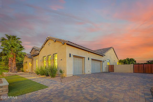 2581 E TURNBERRY Drive, Gilbert, AZ 85298