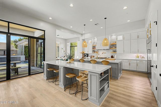 2581 E TURNBERRY Drive, Gilbert, AZ 85298