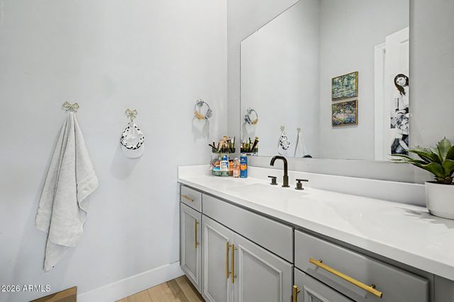 2581 E TURNBERRY Drive, Gilbert, AZ 85298