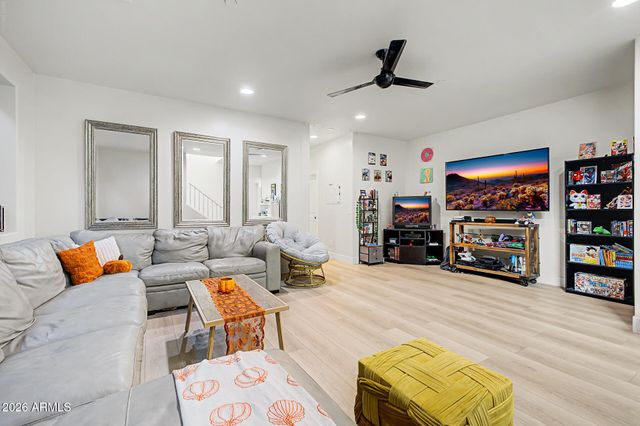 2581 E TURNBERRY Drive, Gilbert, AZ 85298
