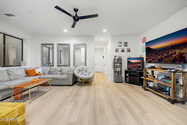 2581 E TURNBERRY Drive, Gilbert, AZ 85298