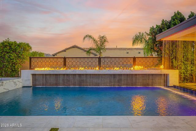 2581 E TURNBERRY Drive, Gilbert, AZ 85298