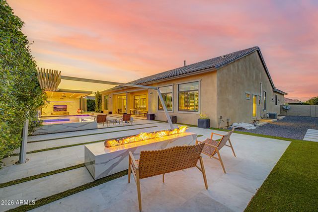 2581 E TURNBERRY Drive, Gilbert, AZ 85298