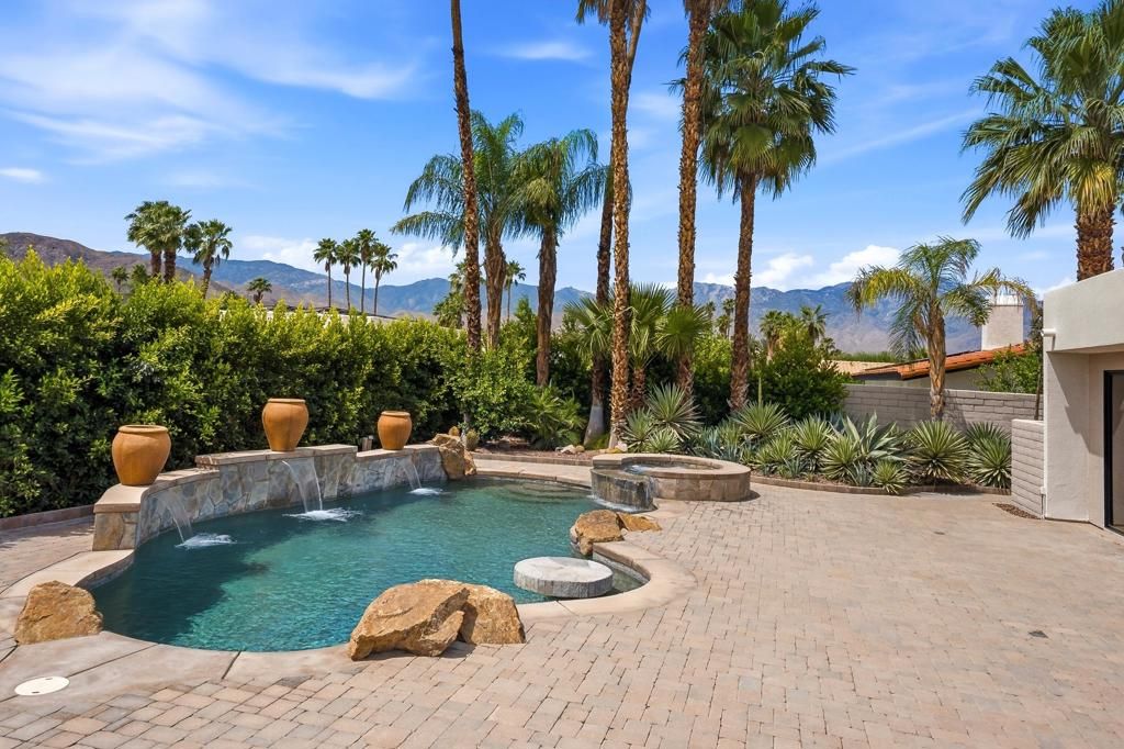 Image 3 of property listing at 71121 Sunny Lane, Rancho Mirage, CA 92270