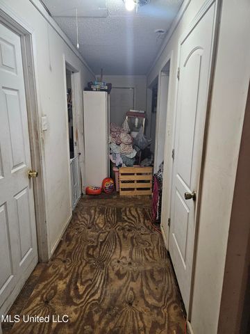 8800 Graham Road, Moss Point, MS 39562