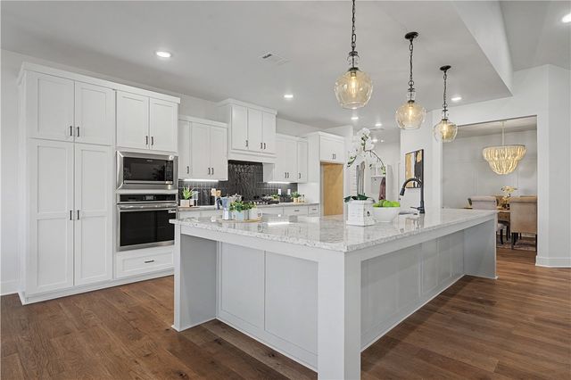 1340 Tiffany Street, Centerton, AR 72719