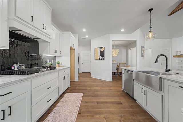 1340 Tiffany Street, Centerton, AR 72719