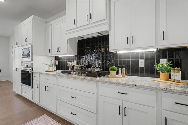 1340 Tiffany Street, Centerton, AR 72719