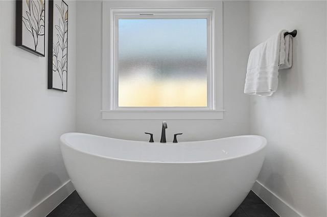 1340 Tiffany Street, Centerton, AR 72719