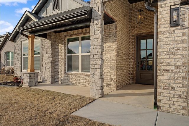 1340 Tiffany Street, Centerton, AR 72719