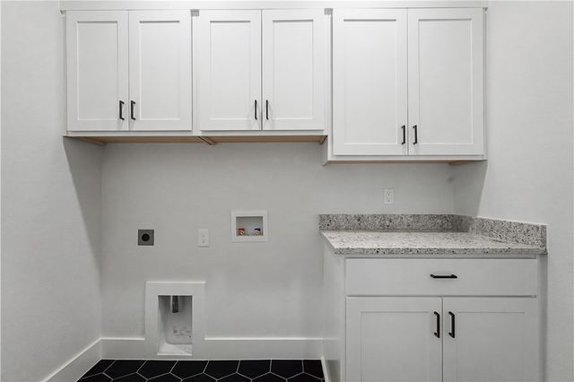 1340 Tiffany Street, Centerton, AR 72719