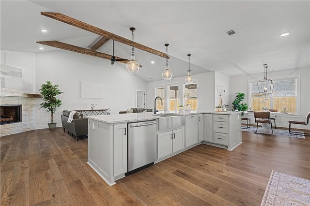 1340 Tiffany Street, Centerton, AR 72719