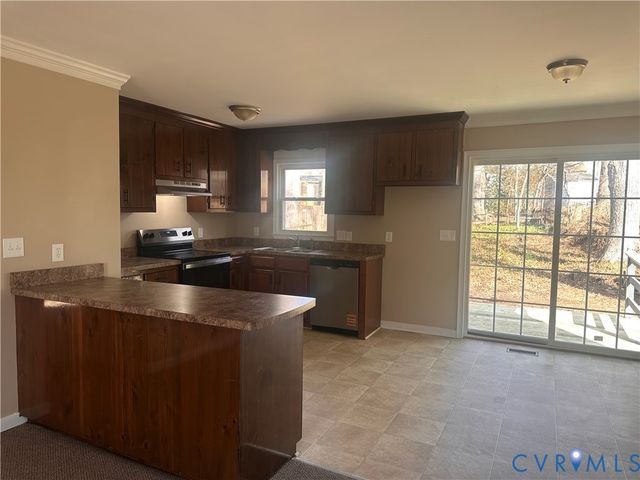 8500 Debbs Ln, Chesterfield, VA 23235