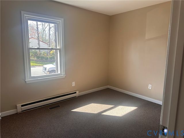 8500 Debbs Ln, Chesterfield, VA 23235