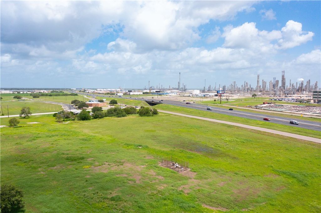 2001 Suntide Road, Corpus Christi, TX 78409 — photo 4