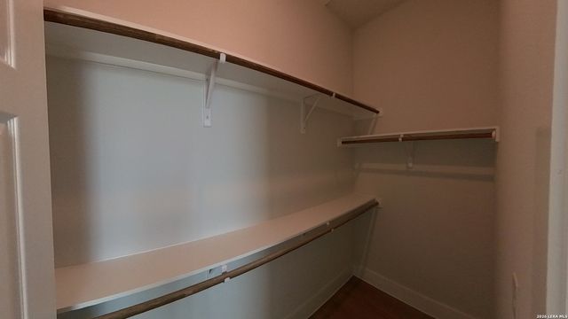 330 E Carson St Apt 3103, San Antonio, TX 78208