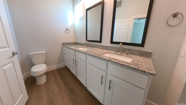 330 E Carson St Apt 3103, San Antonio, TX 78208